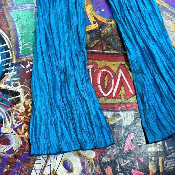 Vintage 80s Coco Avante Crinkle Satin Wide-Leg Jumpsuit – blue, black - Pop Star - Picture 3 of 10